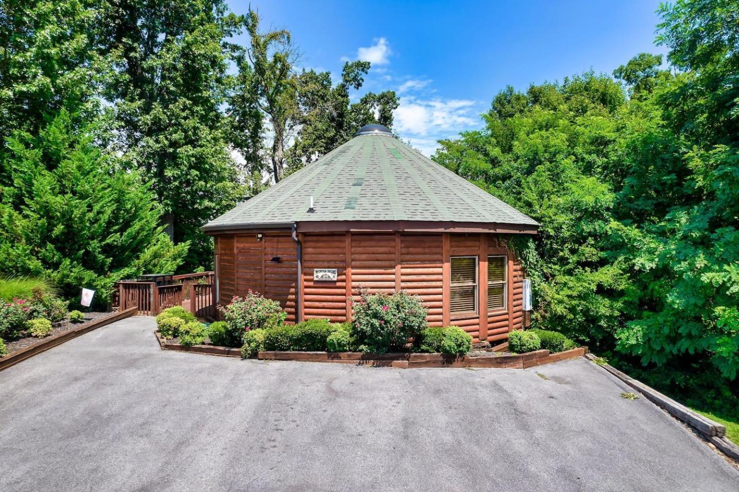 Mountain View Family Cabin W Game Room & Pool Sevierville Buitenkant foto
